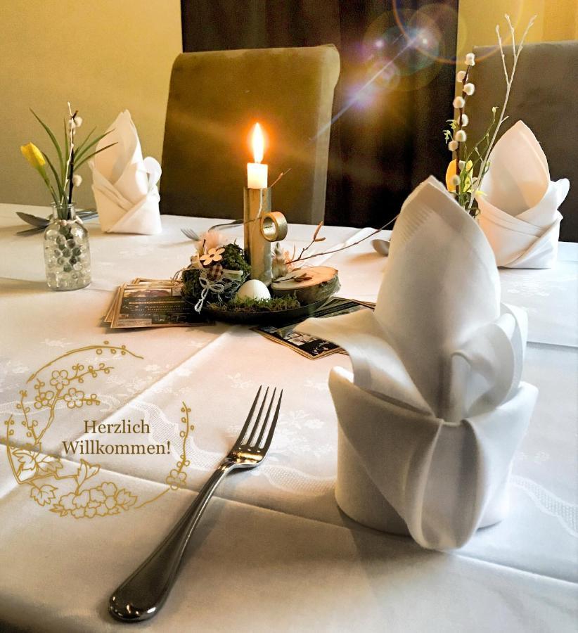 Restaurant Und Pension Zur Puppenstube Stolpen Extérieur photo